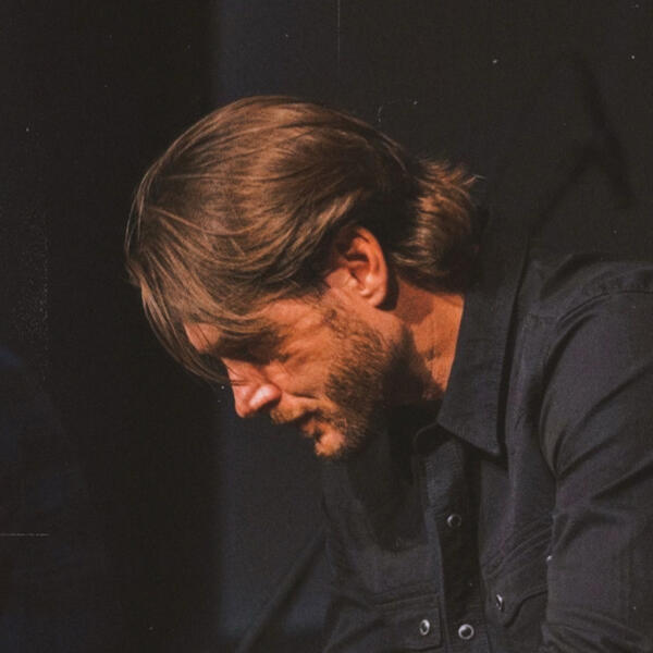 Hey, welcome to my pf! I am a young artist, who likes the aesthetics alt, weirdcore, cottagecore, streetwear and sanriocore. I don’t usually post on anything a lot because of personal reasons, but I will respond or post once in a while.